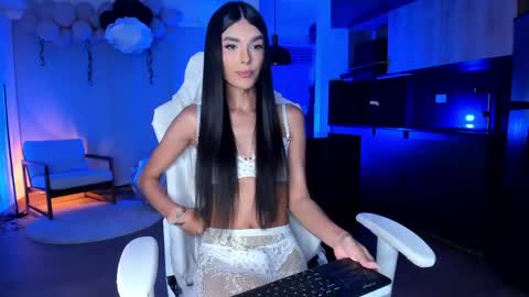  REICHEL  online show from 8, 6, 2026