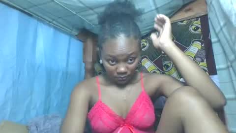 Snapshot of reinechi chatting on 11, 7, 2026 Reinechi online show from 11, 7, 2026