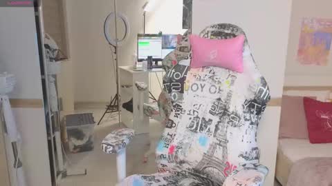 Snapshot of relax_time_ chatting on 28, 9, 2025 Anna online show from 28, 9, 2025