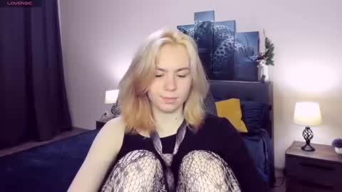RemiPeach online show from 13, 6, 2026