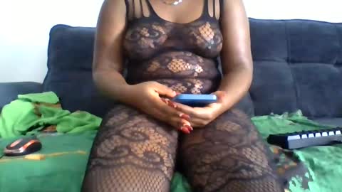 Remmy luna online show from 17, 6, 2026