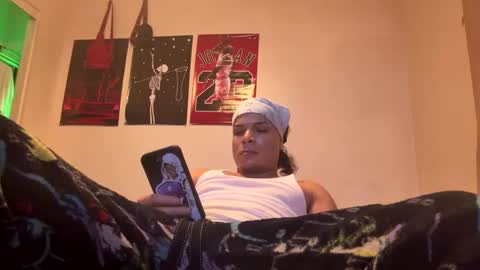 Snapshot of remyboo894397 chatting on 12, 3, 2025 PRETTY BAMBY online show from 12, 3, 2025