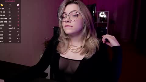 Snapshot of remywild chatting on 13, 12, 2024 RemyWild online show from 13, 12, 2024