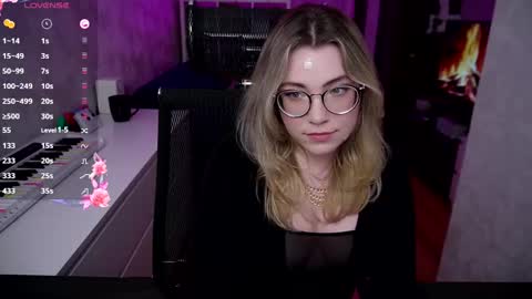 Snapshot of remywild chatting on 28, 2, 2025 RemyWild online show from 28, 2, 2025