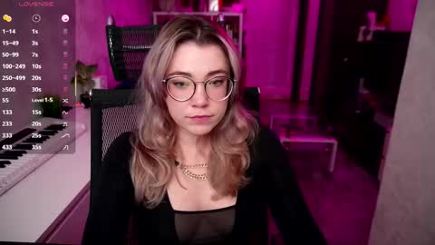 Snapshot of remywild chatting on 20, 9, 2025 RemyWild online show from 20, 9, 2025