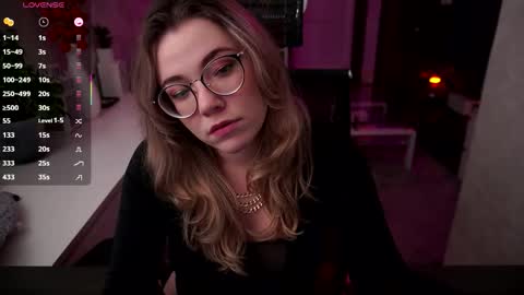 Snapshot of remywild chatting on 31, 10, 2025 RemyWild online show from 31, 10, 2025