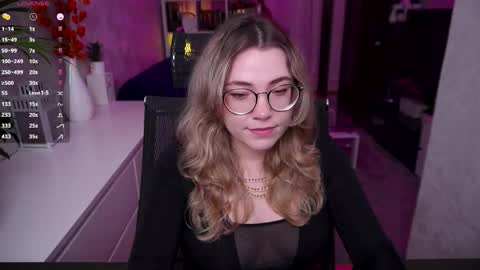 Snapshot of remywild chatting on 13, 11, 2025 RemyWild online show from 13, 11, 2025