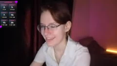 Snapshot of renaeblaski chatting on 13, 5, 2026 Claire online show from 13, 5, 2026
