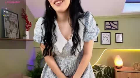 Renae online show from 8, 3, 2025