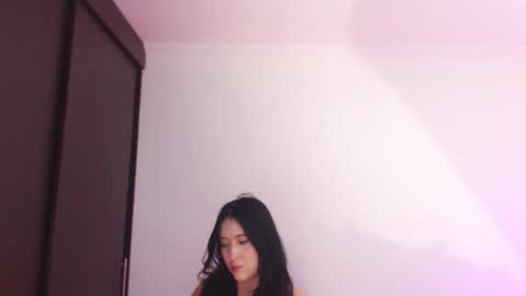    online show from 16, 12, 2025