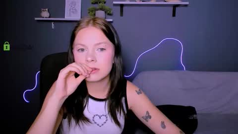 renata_sweety online show from 22, 9, 2025