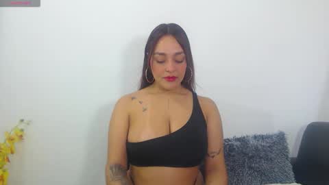 renatabrownn28 online show from 20, 4, 2026