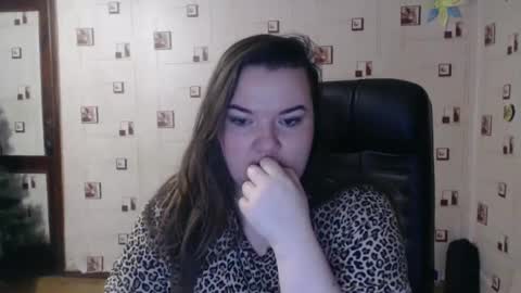 renataoia online show from 16, 2, 2025