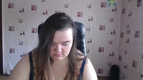 renataoia online show from 26, 2, 2025