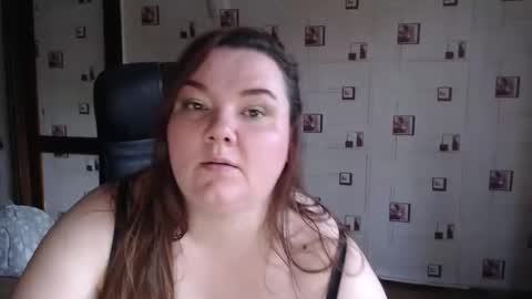 renataoia online show from 3, 12, 2025