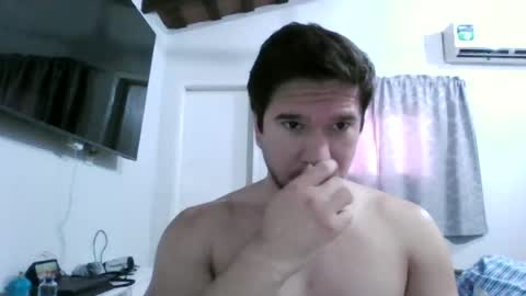 Snapshot of renatox1994 chatting on 2, 8, 2026 Renato online show from 2, 8, 2026
