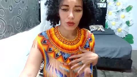 Snapshot of renattabecerra chatting on 14, 1, 2025 Renatta online show from 14, 1, 2025