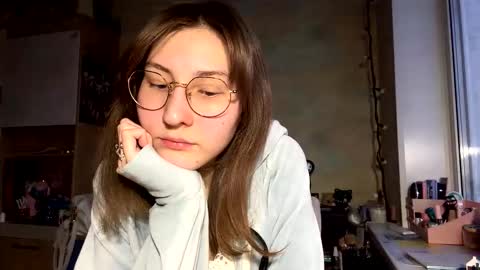 Snapshot of renayreisdorf chatting on 4, 2, 2026 Mia online show from 4, 2, 2026