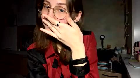 Snapshot of renayreisdorf chatting on 5, 2, 2026 Mia online show from 5, 2, 2026