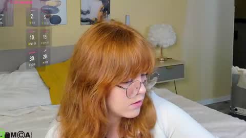 reneefoxy_ online show from 24, 7, 2026