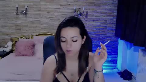 renesmesweet online show from 5, 1, 2025