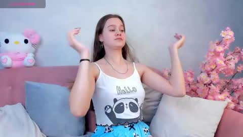 Renesmy online show from 25, 11, 2025