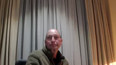 Snapshot of renewal_stretch chatting on 12, 6, 2026 renewal_stretch online show from 12, 6, 2026