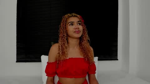 Snapshot of rennatta_sx chatting on 31, 3, 2026 Renata online show from 31, 3, 2026