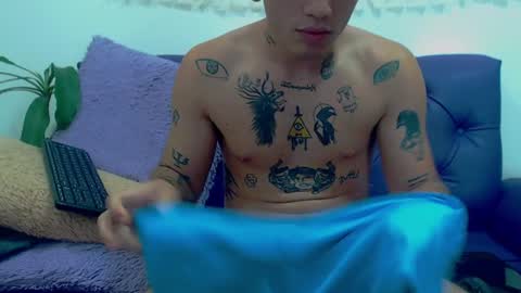 R E N E  online show from 12, 12, 2024