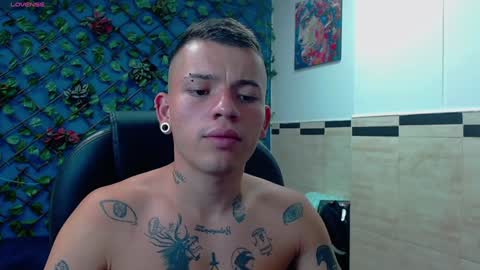 R E N E  online show from 8, 2, 2025