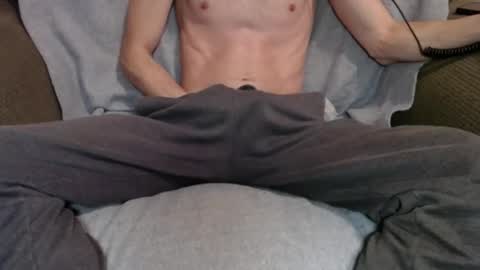 Snapshot of renolp416 chatting on 18, 1, 2026 renolp416 online show from 18, 1, 2026