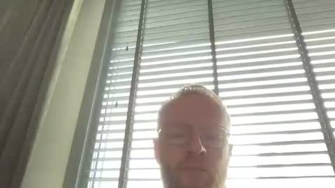 Snapshot of reservoirsteve chatting on 5, 10, 2025 reservoirsteve online show from 5, 10, 2025