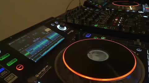 Snapshot of reticuli chatting on 11, 1, 2025 GearPorn online show from 11, 1, 2025