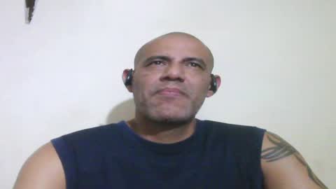 Snapshot of retlam37 chatting on 27, 4, 2026 Walter online show from 27, 4, 2026