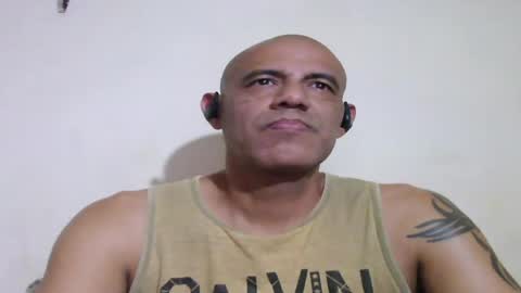Snapshot of retlam37 chatting on 8, 5, 2026 Walter online show from 8, 5, 2026