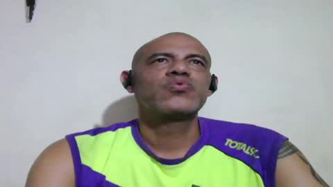 Snapshot of retlam37 chatting on 17, 5, 2026 Walter online show from 17, 5, 2026