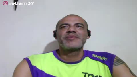 Snapshot of retlam37 chatting on 21, 5, 2026 Walter online show from 21, 5, 2026
