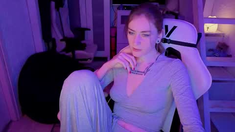 Rie online show from 10, 2, 2026