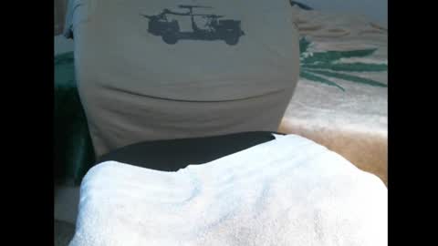 Snapshot of reubendics chatting on 16, 9, 2025 BigDinAZ online show from 16, 9, 2025