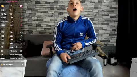 reymasterhot online show from 2, 10, 2025