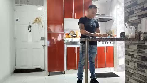 reymasterhot online show from 18, 1, 2026