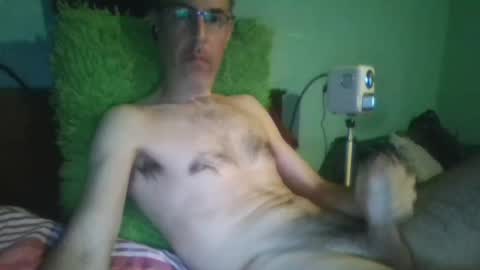 reyes_albert2006 online show from 6, 4, 2026