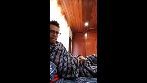 Snapshot of reyfons chatting on 19, 4, 2026 Naruto Uchiha online show from 19, 4, 2026