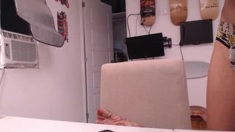 Reymond online show from 7, 11, 2025