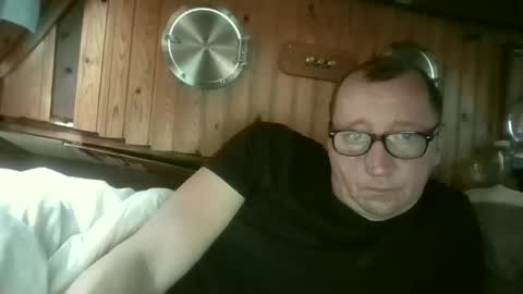 Joe online show from 25, 4, 2026