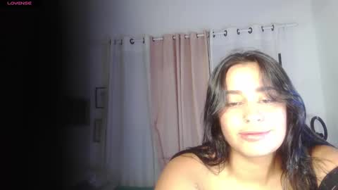 Snapshot of rhaenyra_ chatting on 24, 2, 2025 Rhaenyra online show from 24, 2, 2025