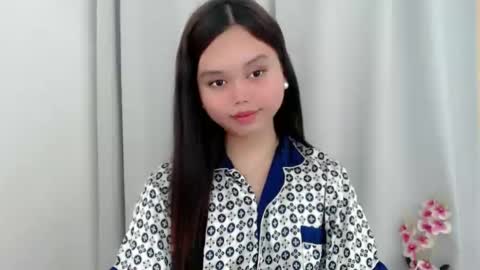 rhianne_fuckdoll online show from 15, 11, 2025