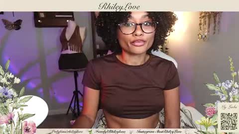 Snapshot of rhileylove chatting on 18, 7, 2026 Rhileylove online show from 18, 7, 2026