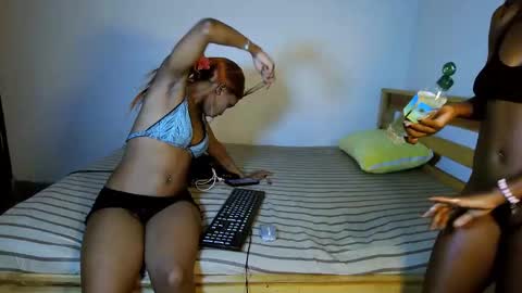 rhinedolls online show from 15, 4, 2026