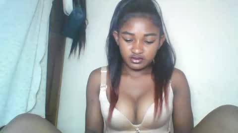 Snapshot of rhoanna chatting on 19, 6, 2026 rhoanna online show from 19, 6, 2026